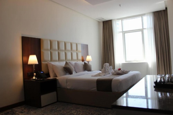 Dolphin Continental Hotel image 24