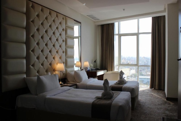 Dolphin Continental Hotel image 30